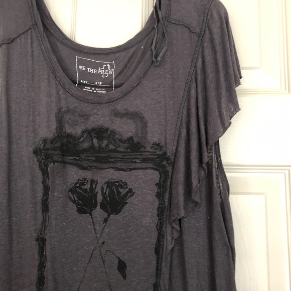 Free People top - Picture 2 of 4